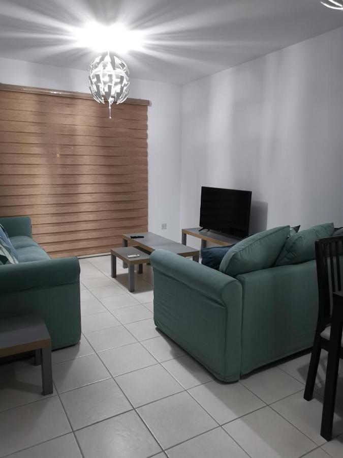 Iris Village, Near Kings Avenue Mall - By Imh Travel & Tours بافوس المظهر الخارجي الصورة