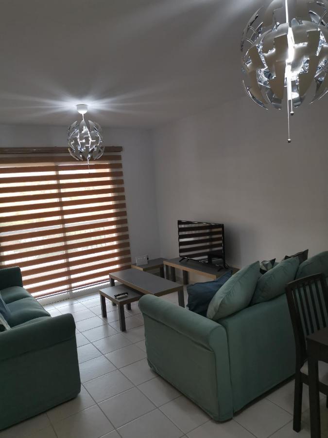 Iris Village, Near Kings Avenue Mall - By Imh Travel & Tours بافوس المظهر الخارجي الصورة