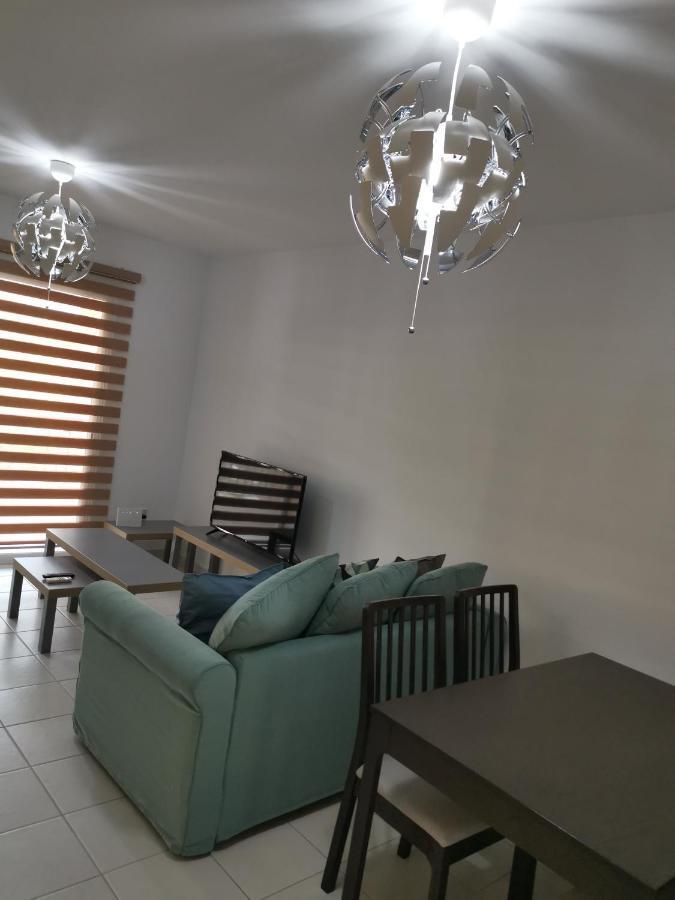 Iris Village, Near Kings Avenue Mall - By Imh Travel & Tours بافوس المظهر الخارجي الصورة